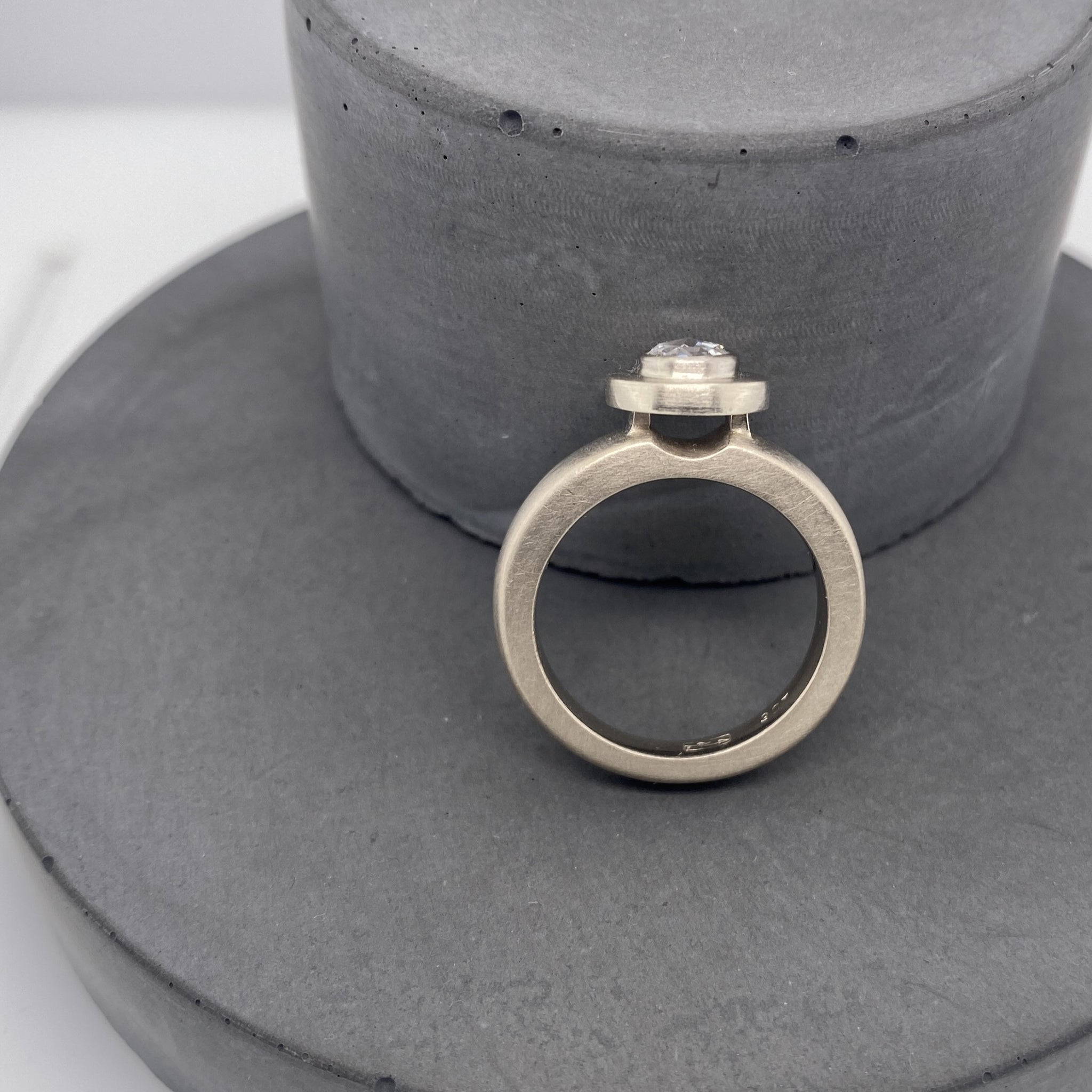 Ihnen Atelier Jewellery by Melanie Ihnen